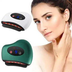 Dispositifs de massage facial gua sha moderne blanc et vert avec une femme appliquant un soin sur son visage